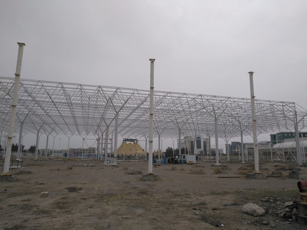 نمای زیرسازی سازه فضاکار جایگاه سوخت